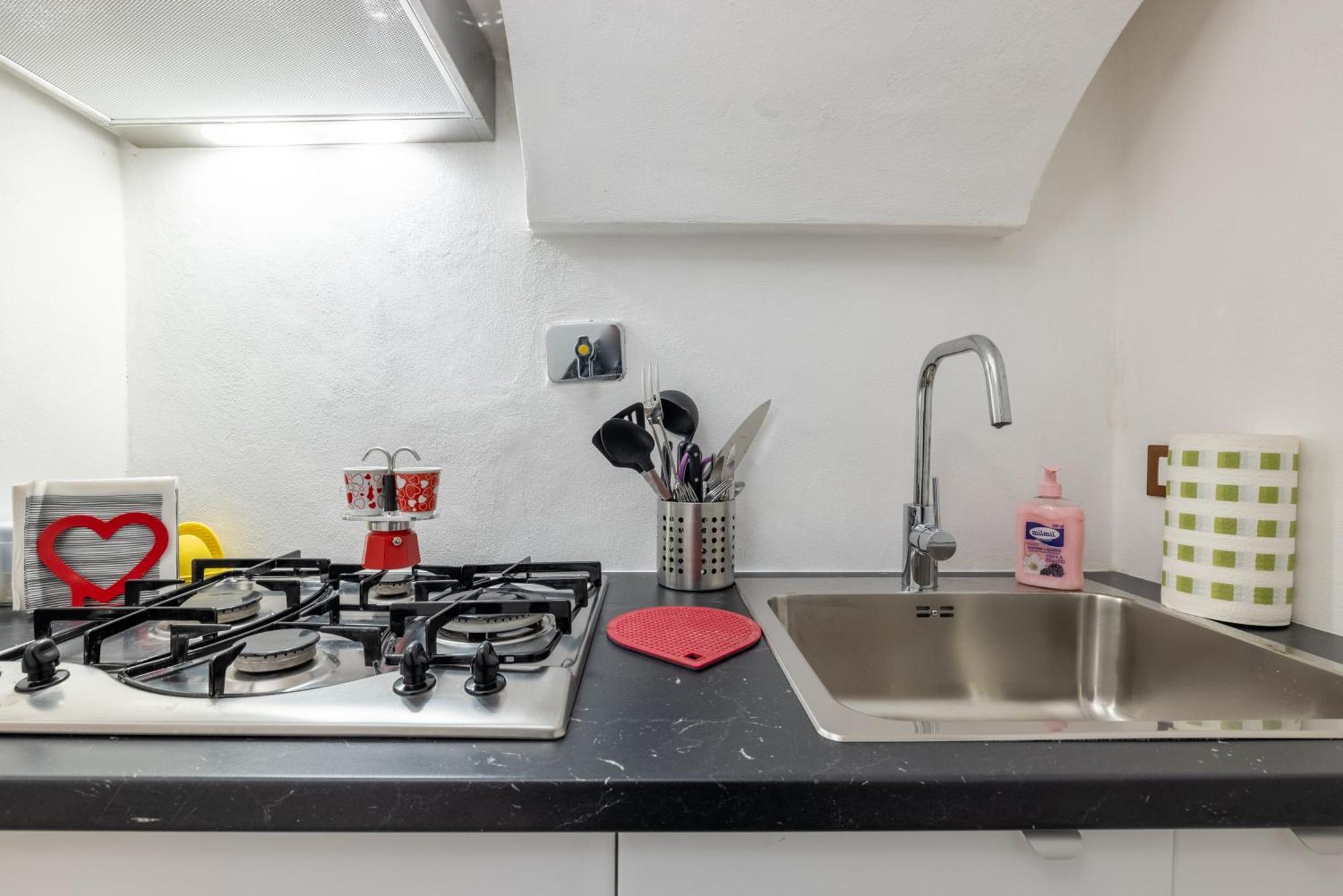 רומא Lovely Studio Apartment - Capocci מראה חיצוני תמונה